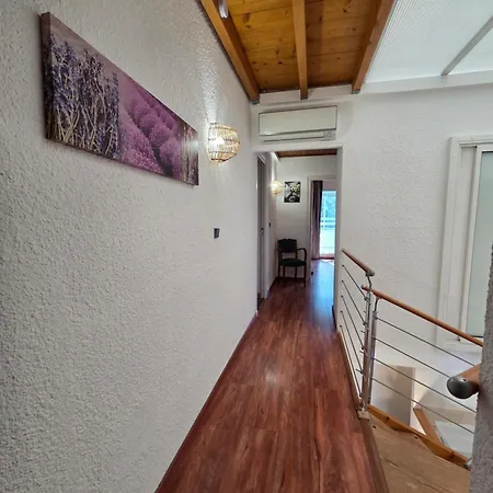 Maison 6 Personnes - Terrasse - Clim - Parking